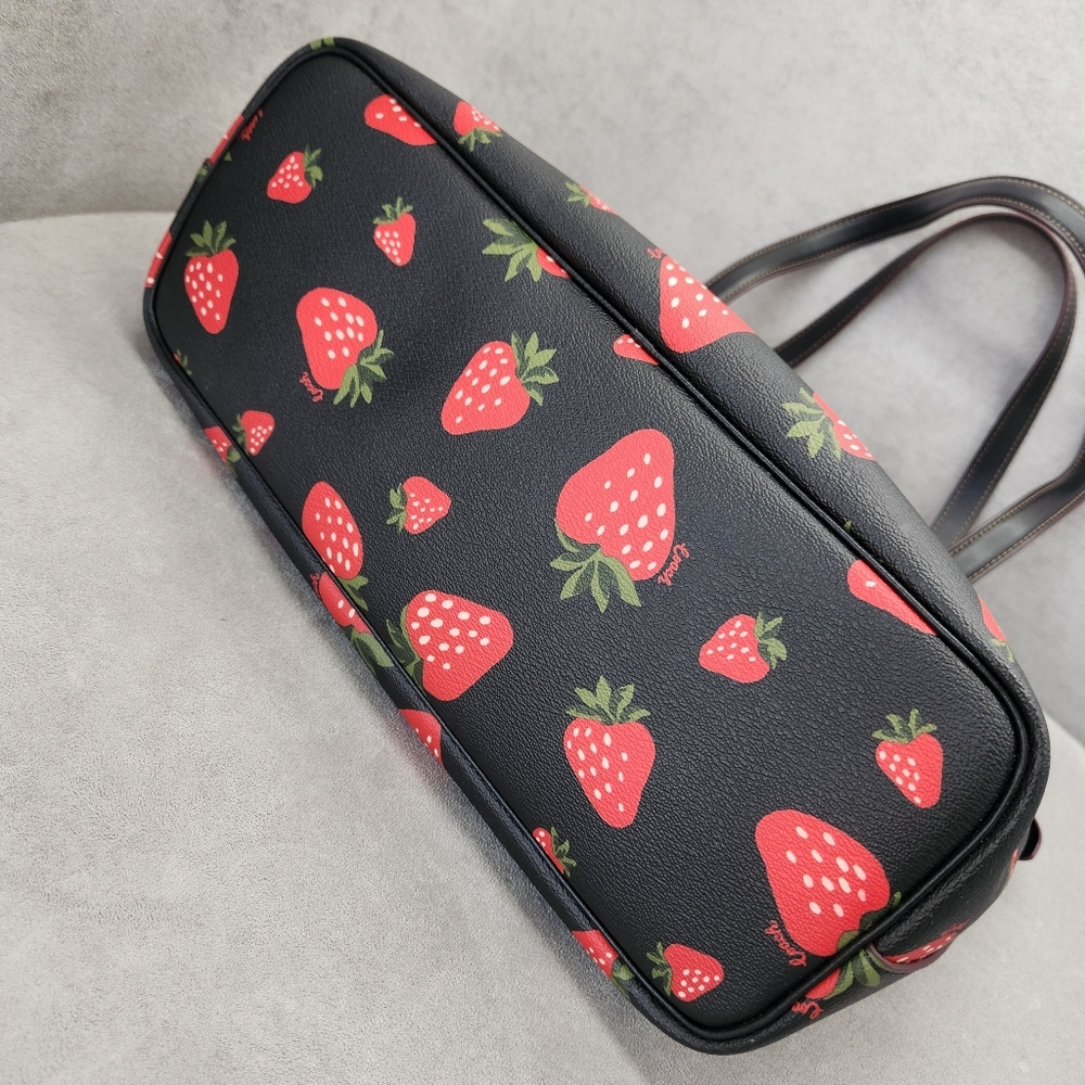 Coach Tote Bag Black Red Strawberry Print Gallery CH510 Kawaii Limited Edition - Picture 12 of 16